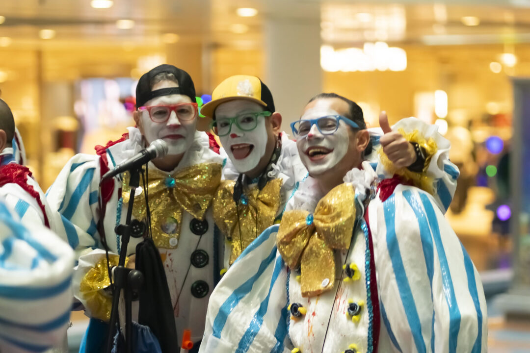 Actuación Murga Los Bombones CC Añaza Carrefour - Carnaval 2026