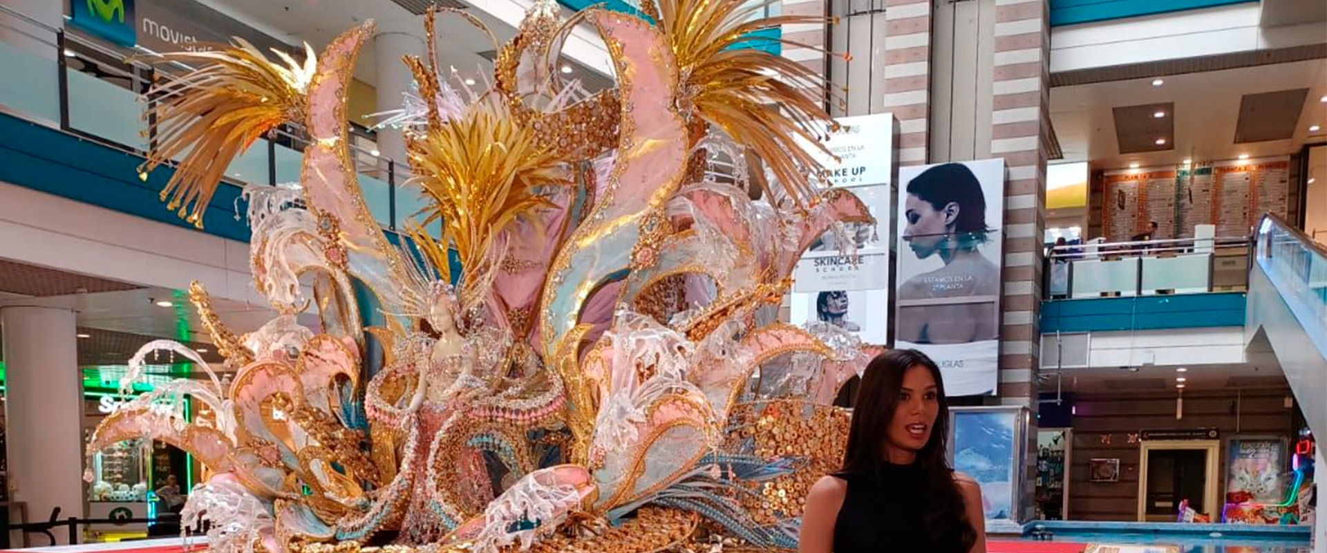 Exposición traje 2ª Dama de Honor Carnaval 2025